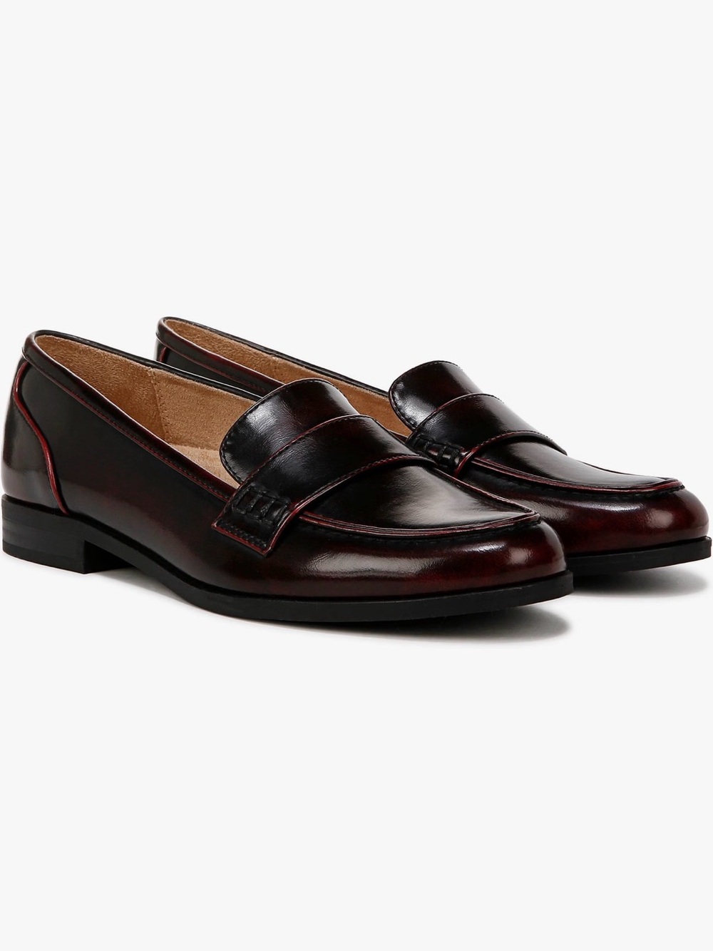 Naturalizer Women’s Milo Burgundy Loafer
